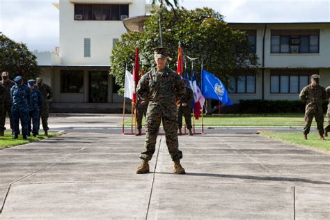 DVIDS - Images - New Marine Corps Base Hawaii commander [Image 1 of 7]