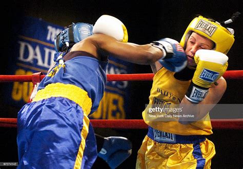 Boxer Maureen Shea Takes It On The Chin From Ronica Jeffrey In The