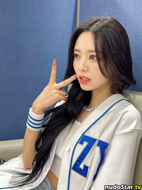 Shin Yu Na Yuna ITZY itzy all in us 유나 Nude OnlyFans Photo 24 Nudostar TV