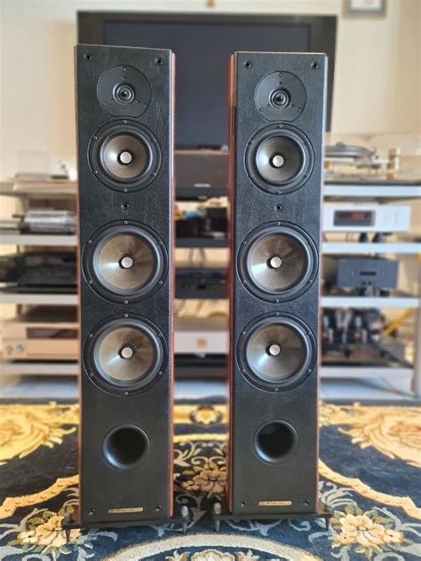 Sold Fs Sonus Faber Grand Piano Domus Floorstanding Speakers