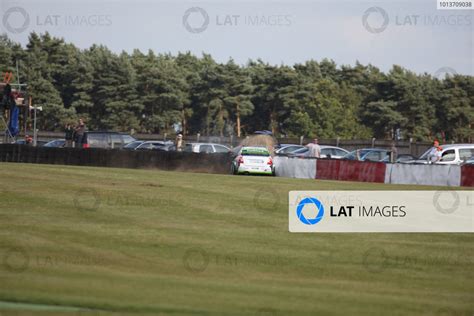 Snetterton Nortfolk Nd August World Copyright Malcolm Griffiths Lat