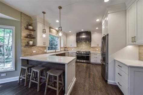 Leslie And Jons Naperville Kitchen Remodel After Photos Sebring Design Build