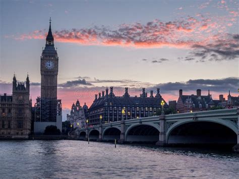 Puente Y Big Ben De Westminster Imagen De Archivo Editorial Imagen De