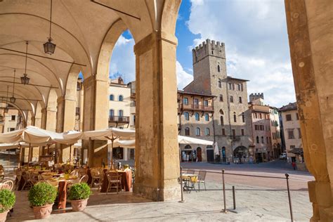 Arezzo Atrakcje Co Zobaczy Jak Dojecha Hotele Travelitalia Pl