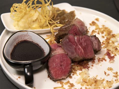 Rinderfilet Sous Vide Gegart Mit Sauce B Arnaise F Cherkartoffeln Und