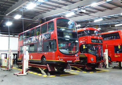 GAL VWL10 LB02YXH Q CAMBERWELL BUS GARAGE WED 8TH FE Flickr