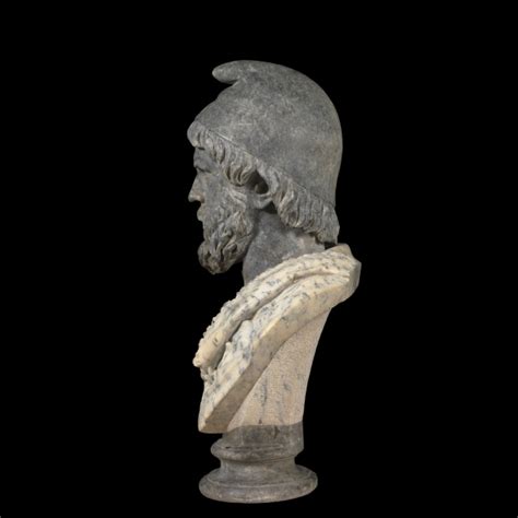 Dacio según modelo del Foro de Trajano Colección Museo Nacional del