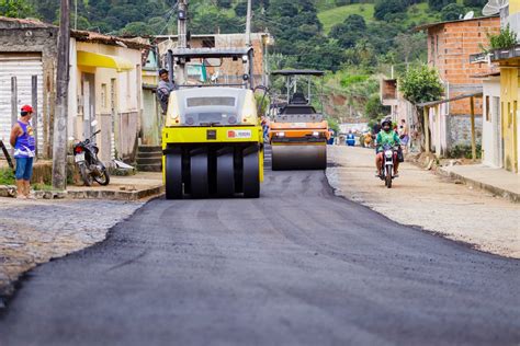 Prefeitura e Governo do Estado iniciam pavimentação na comunidade de