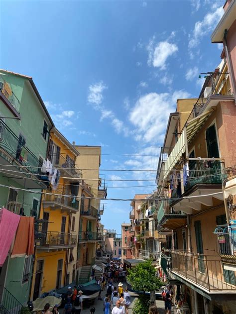 Cinque terre 🫶🏻 | Street view, Vernazza, Scenes