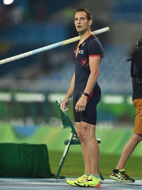 Photo Renaud Lavillenie Lors De La Finale De L Preuve De Saut La