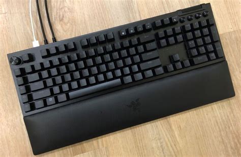 Razer Blackwidow V4 Pro Review More Than Enough Buttons Too Much Software