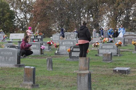 PHOTOS: Mary’s Home students visit Our Lady of the Snows Cemetery | The ...