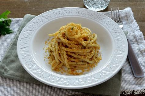 Ricetta Pasta Con Acciughe E Pangrattato La Cucina Imperfetta