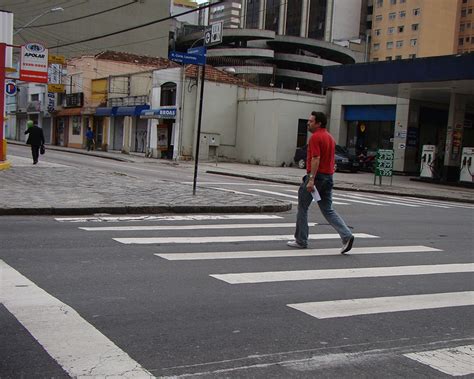 08 de agosto Dia Internacional do Pedestre Portal do Trânsito