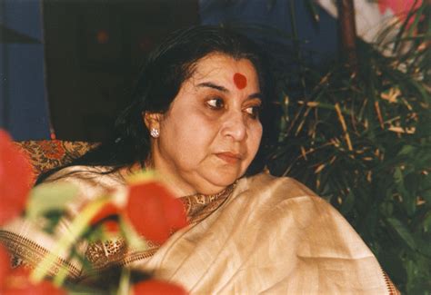 HH Shri Mataji Nirmala Devi Mahadevi Puja Italy 1986 No 11 Sahaja