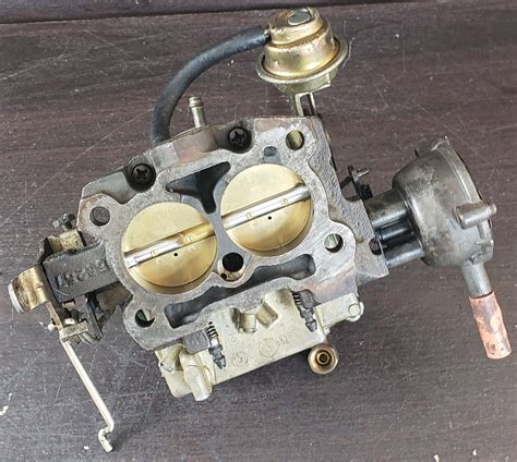 17080050 Rochester OMC 1981 Carburetor 3 8L W Kit FOR PARTS OR REPAIR