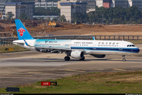 B China Southern Airlines Airbus A Wl Photo By Hjm Id