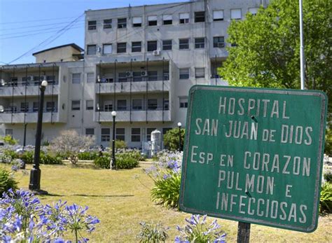 En El Hospital San Juan De Dios De La Plata Hace 48 Horas Que No