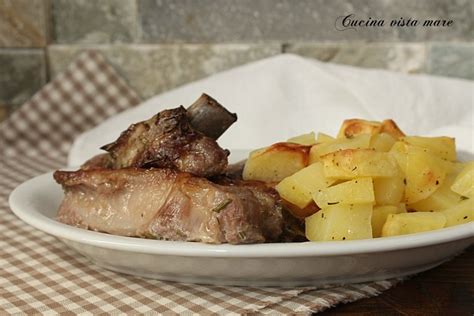 Costine Di Maiale Al Forno Con Patate