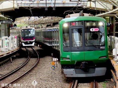 2nd Train 【東急】5000系5122f 旧5000系青ガエルラッピング長津田車両工場入場回送の写真 Topicphotoid81924