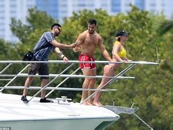 SWIMWEAR Britney Spears In A Bikini On A Yacht In Miami 6 8 19 MQ Phun Org Forum