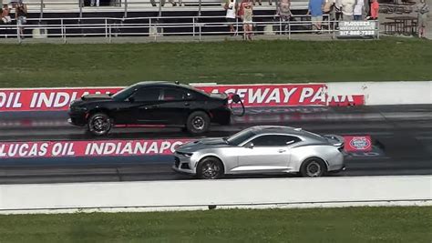 Dodge Charger Hellcat Drags Camaro Zl And Challenger Hellcat It S An