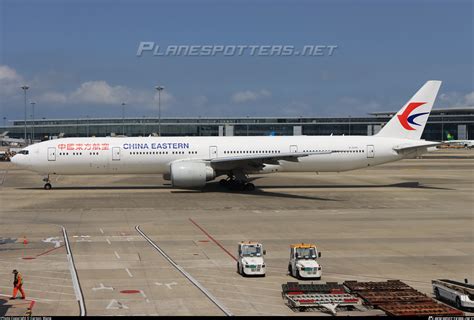 B China Eastern Airlines Boeing Per Photo By Carson Wang