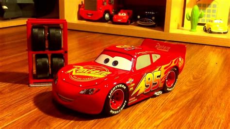 Jada Cars 3 Lightning Mcqueen Disney Pixar Cars 3 Diecast Review Jada