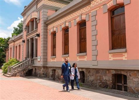 Hospital San Vicente Fundaci N Cumple A Os De Historia En Pro Del