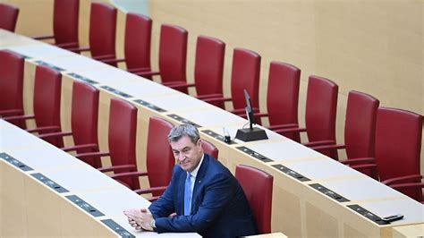 Bayern S Der Ernennt Seine Neuen Minister Wer Darf Regieren N Tv De