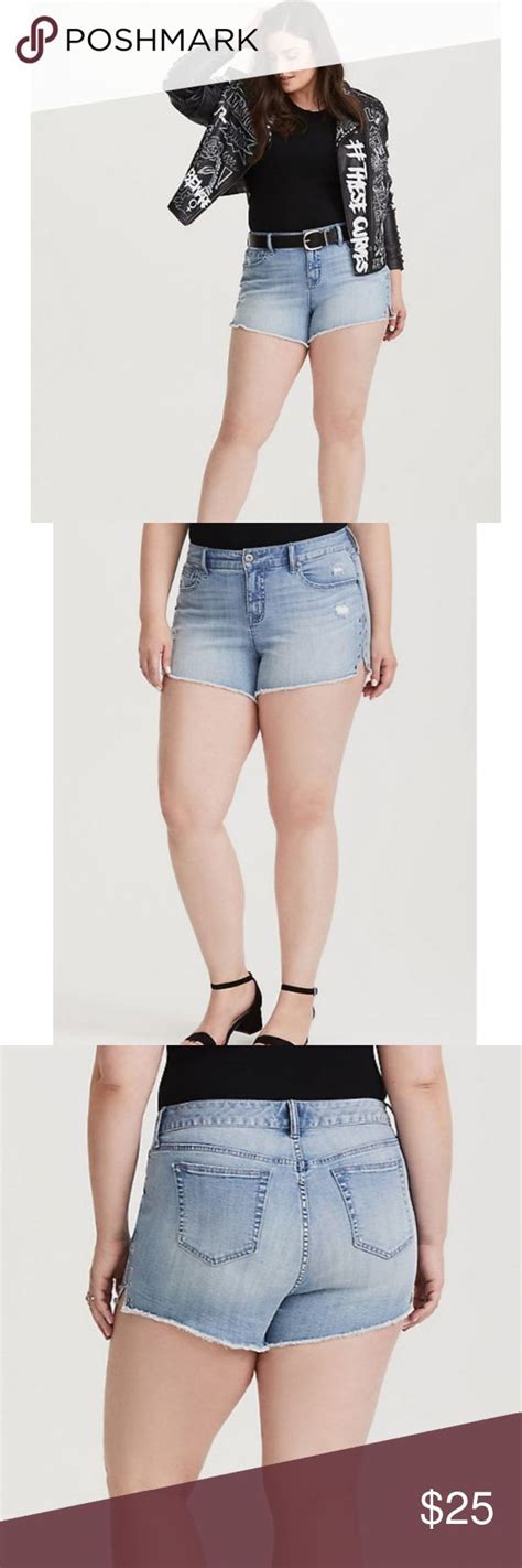 Torrid Skinny Short Shorts Light Wash With Grommet