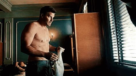 Jason Hayes Shirtless Jason Hayes Shirtless David Boreanaz