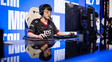 Edg Vs Fpx Headlines First Day Of Lpl Summer Split Dot Esports