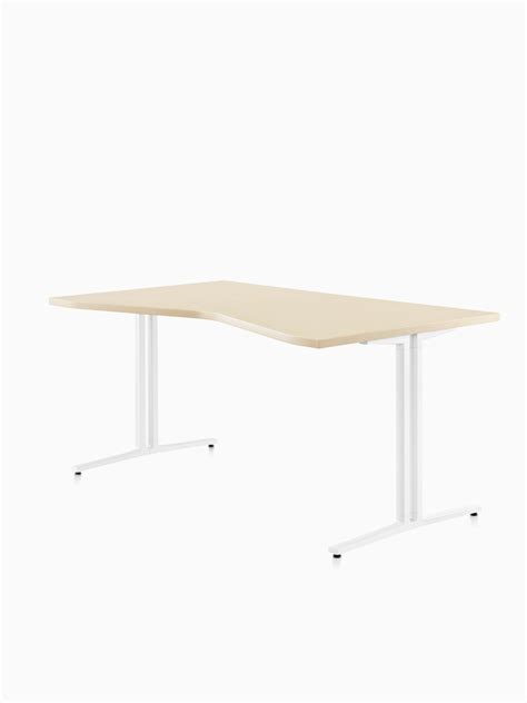 Desks Herman Miller