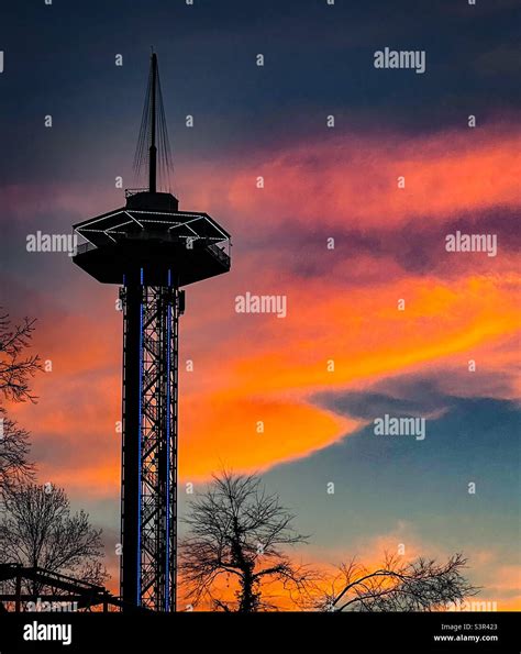 Space Needle, Gatlinburg TN Stock Photo - Alamy