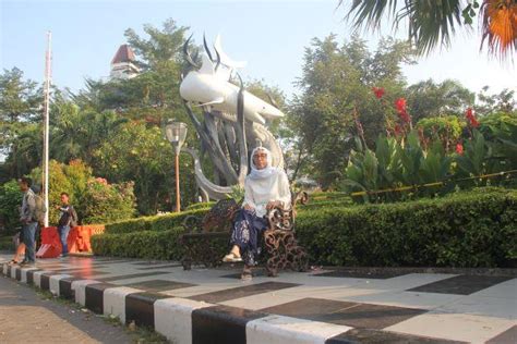 Amazing Surabaya City Tour From Surabaya Port