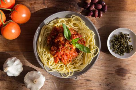 Chefs Reveal Go-To Easy Pasta Recipes - Thrillist