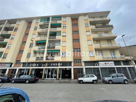 Vendita Appartamento Alessandria Quadrilocale In Via Achille Sclavo