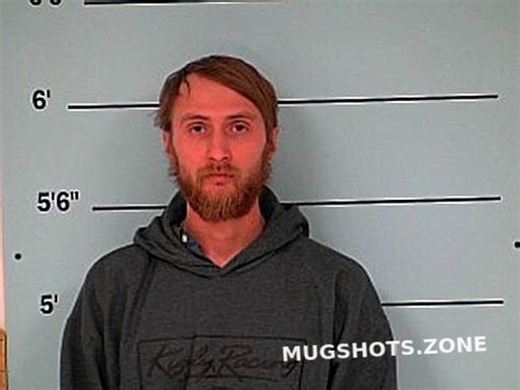 REDDEN JONATHAN 11 21 2022 Bourbon County Mugshots Zone