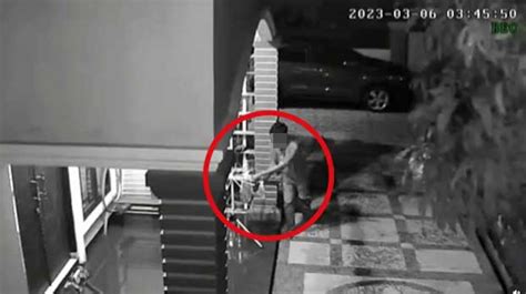 Terekam Cctv Aksi Pria Curi Pakaian Dalam Wanita Di Pekanbaru Buat