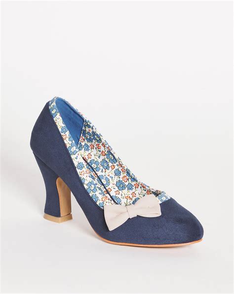 Joe Browns Bow Court Shoes E Fit Oxendales