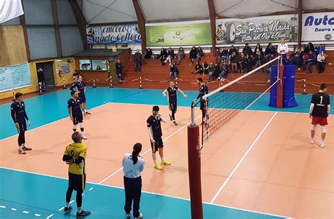 Volley La Raffaele Lamezia Perde In Casa Contro La Tonno Callipo Il