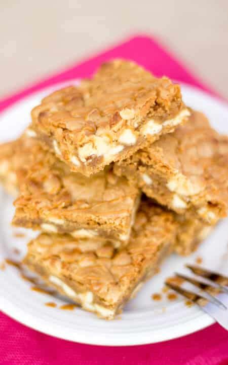 Biscoff White Choc Chip Blondies Kitchenmason Easy Step By Step