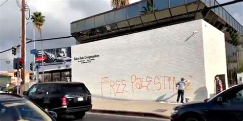 Los Angeles Synagogue Defaced With ‘Free Palestine’ Graffiti | Jewish ...