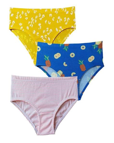 Buy Ucare Girls Multicolor Printed Cotton Pack Of 3 Hipster Panties 15 Years 16 Years Online