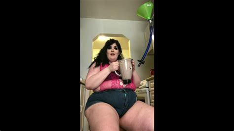 Free Porn Video EPIC SSBBW CAKE FUNNEL FEEDING