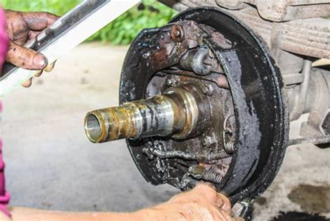 How To Fix A Brake Fluid Leak The Right Way Car And Truck