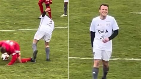 Emmanuel Macron Prend Un Petit Pont Par El Hadji Diouf Et Se Venge Avec