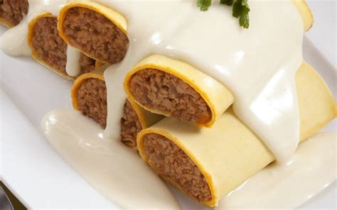 Canelones De Carne Bechamel Canelones De Carne Bechamel