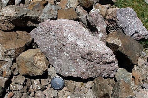 Amygdaloidal basalt from the Isle of Skye, Scotland - Amygdale (also ...